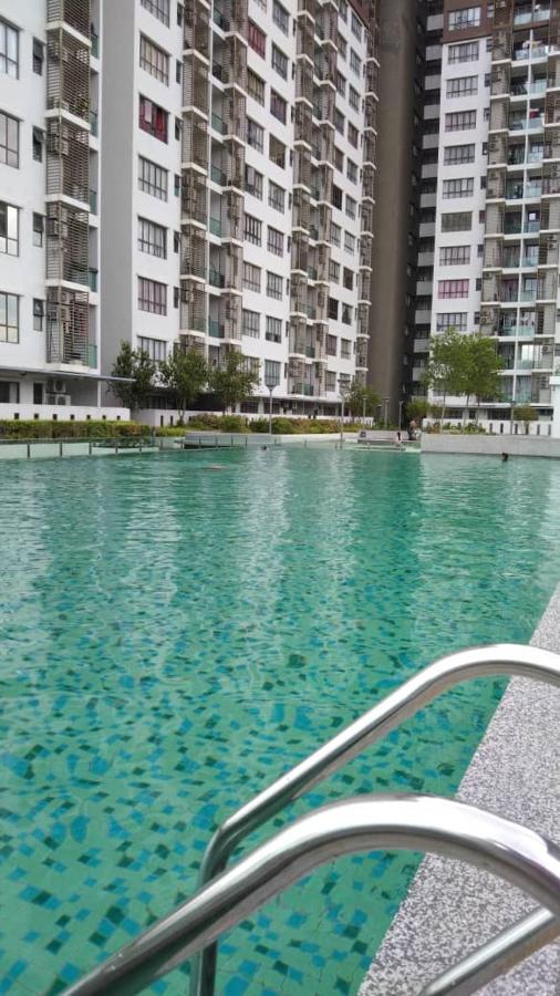 Sg Buloh Cozy Apartment Wifi & Netflix Sungai Buloh Exterior foto